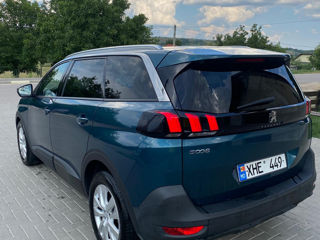 Peugeot 5008 foto 6