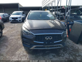 Infiniti QX30 фото 3