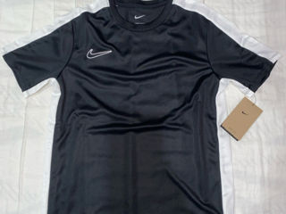 Tricou Nike