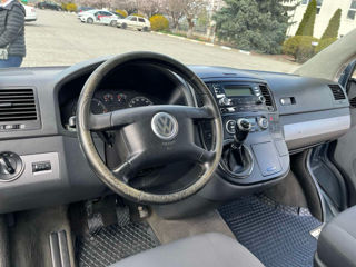 Volkswagen Multivan foto 5