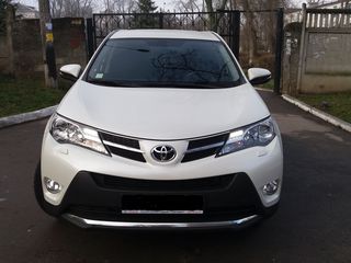 Toyota Rav 4 foto 1