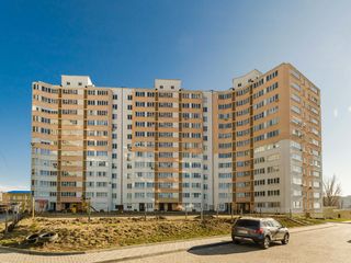 Ciocana, se oferă spre vânzare apartamente în variantă albă foto 1