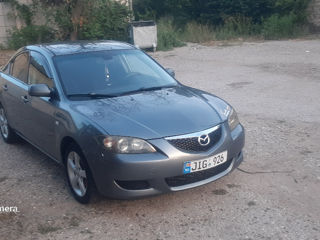 Mazda 3 foto 2