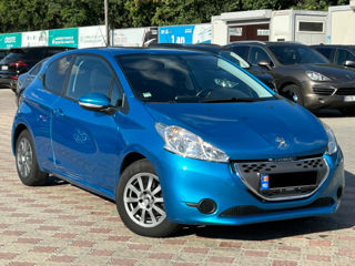 Peugeot 208 foto 5