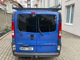 Opel Vivaro 2012 foto 6