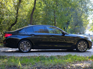 BMW 5 Series foto 4