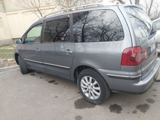 Volkswagen Sharan foto 3