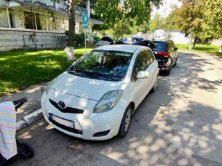 Toyota Yaris foto 1