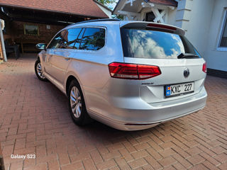 Volkswagen Passat foto 8