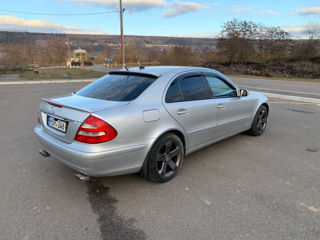 Mercedes E-Class foto 5