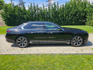 BMW 7 Series foto 4