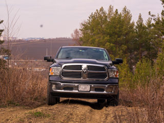 Dodge Ram foto 9