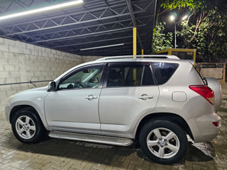 Toyota Rav 4 foto 3