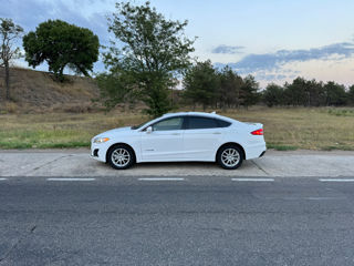 Ford Fusion foto 6