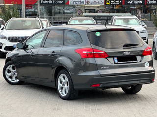 Ford Focus foto 3