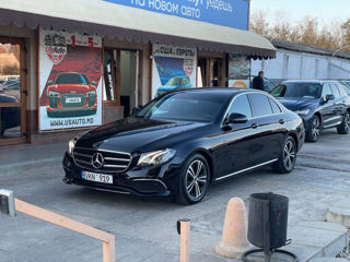 Mercedes E-Class foto 2