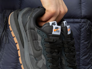 Nike VaporWaffle Sacai Black/Brown foto 3