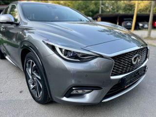 Infiniti Q30 foto 11