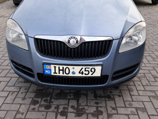 Skoda Fabia foto 2