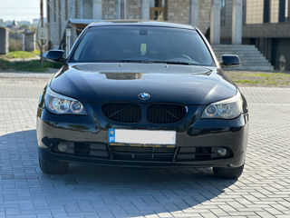 BMW 5 Series foto 2