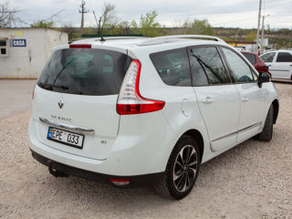 Renault Grand Scenic foto 2