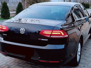 Volkswagen Passat foto 4