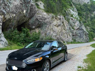 Ford Fusion foto 2