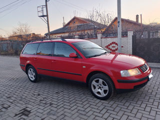 Volkswagen Passat foto 2