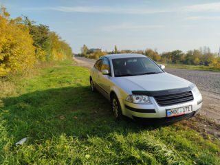 Volkswagen Passat foto 3