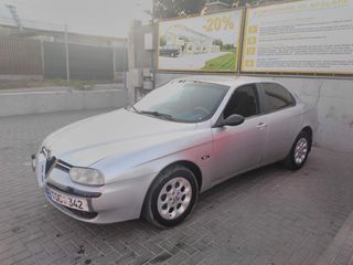 Alfa Romeo 156 foto 1