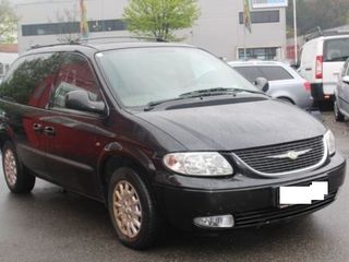 Chrysler Voyager foto 1