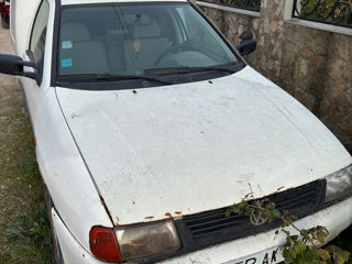 Volkswagen Caddy foto 1