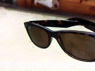 RayBan