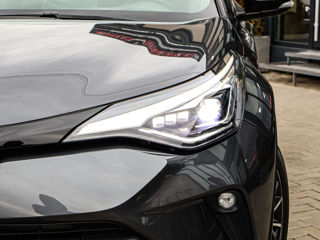 Toyota C-HR foto 9