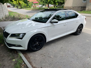 Skoda Superb foto 3