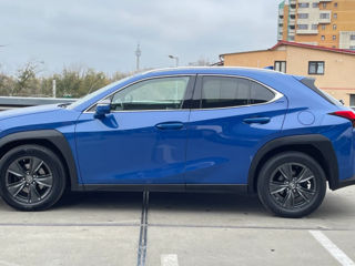 Lexus UX foto 4