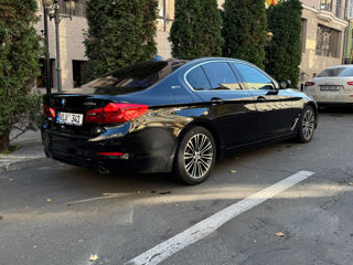 BMW 5 Series foto 3