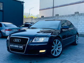 Audi A8 foto 1