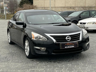 Nissan Altima foto 2