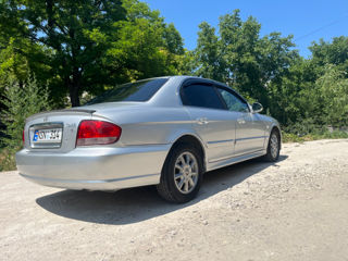 Hyundai Sonata фото 4