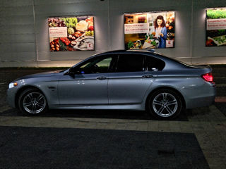 BMW 5 Series foto 6