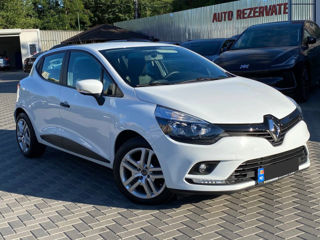 Renault Clio foto 4