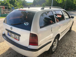 Skoda Octavia foto 3