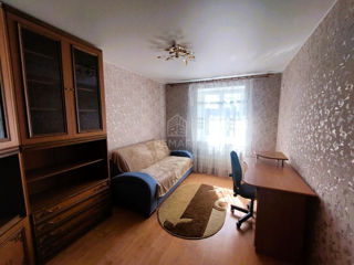 Apartament cu 3 camere, 80 m², Botanica, Chișinău foto 1