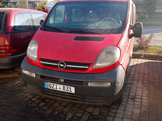 Opel Vivaro foto 6