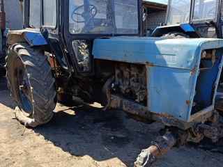 Dezmembrez tractoare mtz 82.1 892 952 820 foto 1