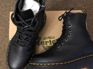 Ботинки ,новые Dr.Martens foto 2