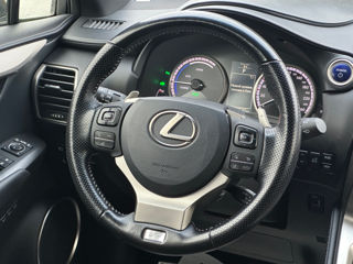 Lexus NX Series foto 9