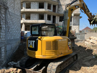 Excavator 10 tone/oferim servicii foto 5