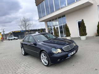 Mercedes C-Class